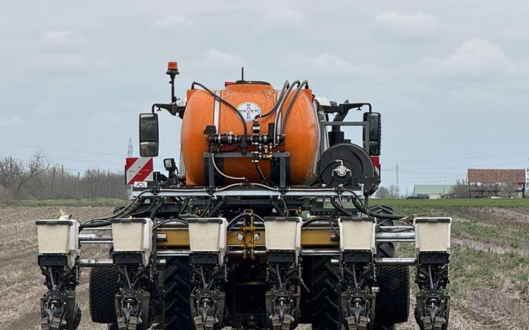 6 soros AKREA Precision Planting vetőgép a Bayer Crop Science Magyarország számára
